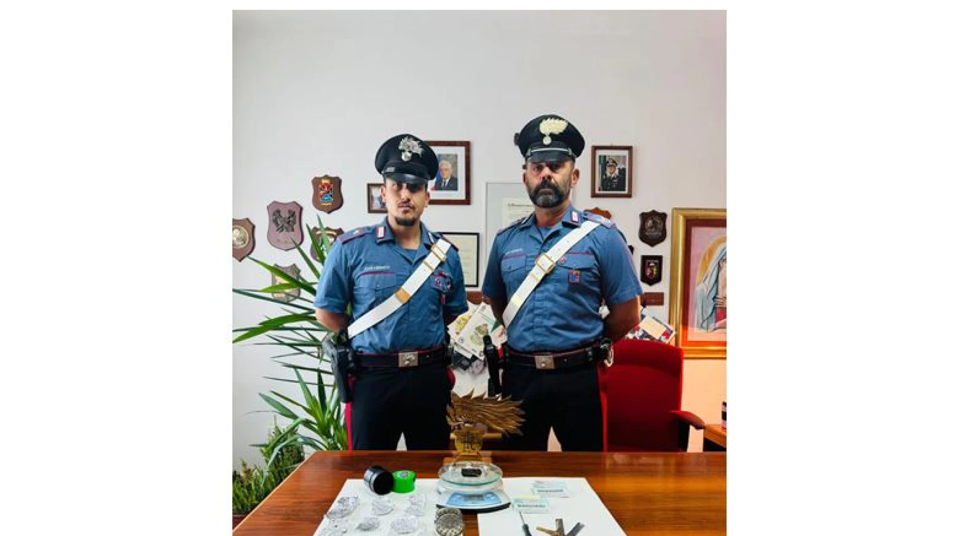 Isernia: Controlli dei Carabinieri sulle strade provinciali. Denunciata una 40enne per detenzione ai fini di spaccio di sostanze stupefacenti.